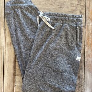 Vuori joggers